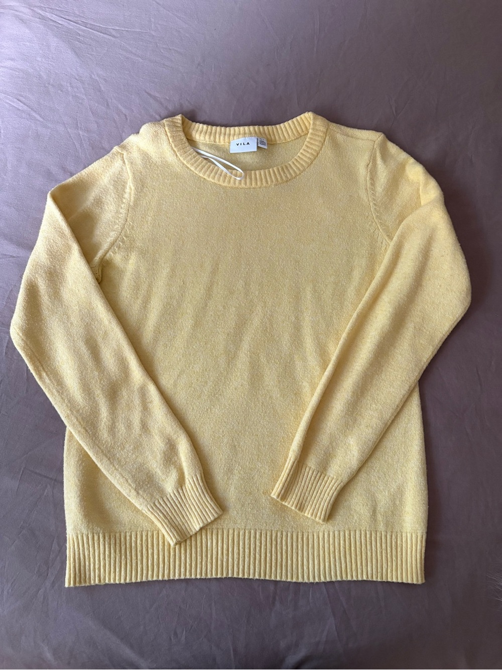 Vila Women's Yellow Crewneck Sweater